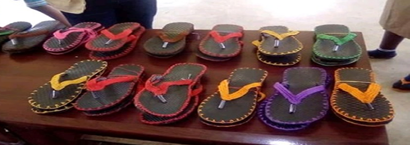 A Craft Shoe Makers: Weaving Success, One Footwear at a Time